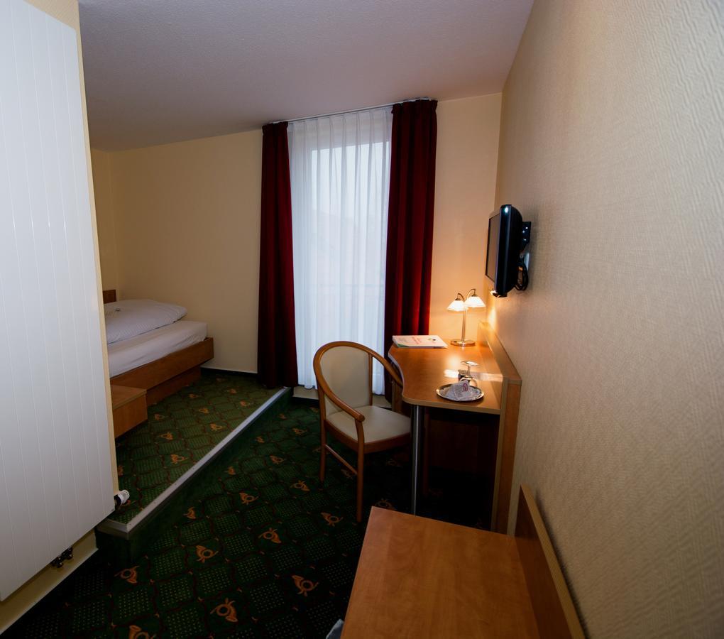 Hotel Garni Zur Alten Post Lembruch Exterior foto